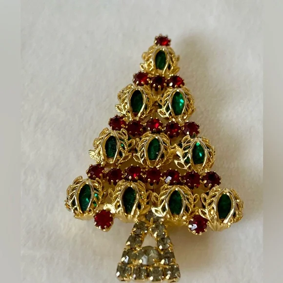 Vintage Hobo Rhinestone Goldtone Brooch Christmas Tree Pin Green Red Gray - Picture 3 of 13